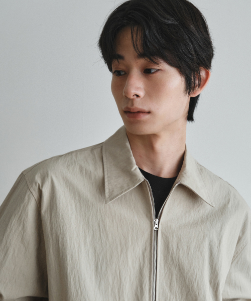 WEDNESDAY OASIS(ウェンズデーオアシス)の「ソフトスイングコットンジャケット_BEIGE(W26OT03)(ナイロンジャケット・メンズ・ベージュ・MEDIUM/LARGE)」の5枚目の写真