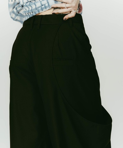 Knuth Marf（クヌースマーフ）の「Knuth Marf/クヌースマーフ high-boot detail pants（スラックス・レディース・チャコールグレー/ブラック・SMALL/X-SMALL）」の6枚目の写真