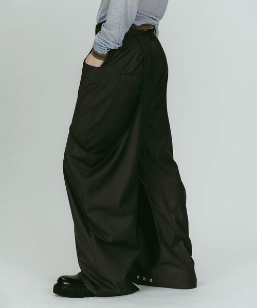 Knuth Marf（クヌースマーフ）の「Knuth Marf/クヌースマーフ high-boot detail pants（スラックス・レディース・チャコールグレー/ブラック・SMALL/X-SMALL）」の10枚目の写真