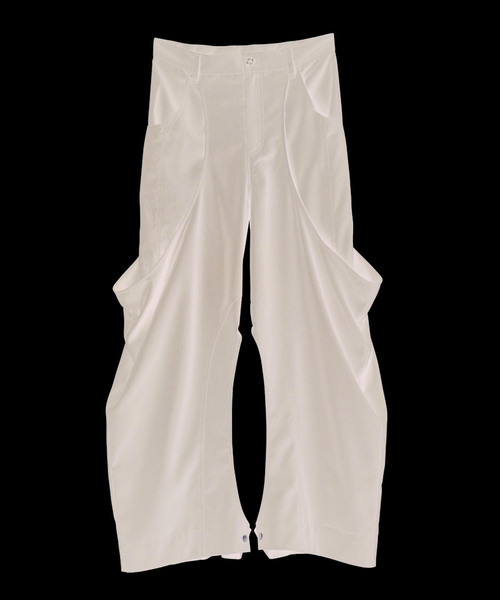 Knuth Marf（クヌースマーフ）の「Knuth Marf/クヌースマーフ high-boot detail pants（スラックス・レディース・チャコールグレー/ブラック・SMALL/X-SMALL）」の15枚目の写真