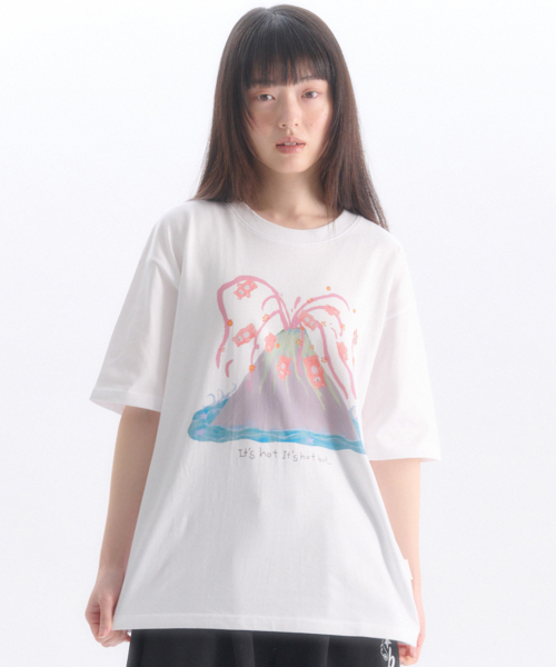 ambler（エムブラー）の「ザ ソフト ボルケーノ ティー グラフィック 半袖 Tシャツ AS1304 (ホワイト)（Tシャツ/カットソー・レディース・その他・SMALL/MEDIUM/LARGE）」の3枚目の写真