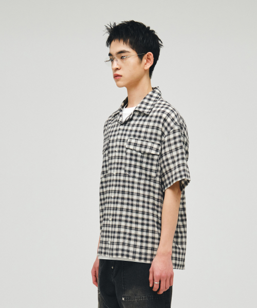 ECORR(エコル)の「オープンカラー チェック 半袖シャツ_ブラック(シャツ/ブラウス・レディース・その他・1(M)/2(L)/3(XL))」の3枚目の写真