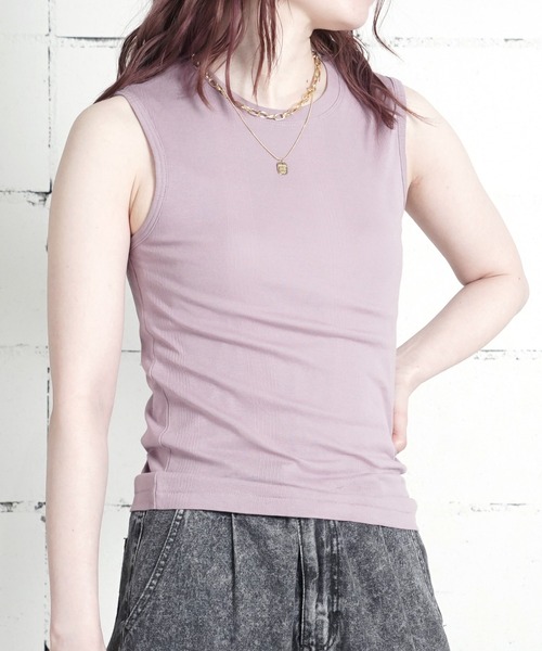 MILLER（ミラー）の「"02"≪Robert P. Miller≫パックT パネルリブ クルーネック タンクトップ（タンクトップ・レディース・オフホワイト/ブラック×ホワイト/スモークピンク/チャコールグレー×ブラック/ブラック/ホワイト×ブルー・FREE）」の6枚目の写真