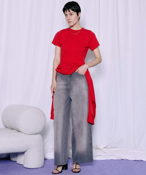 MAISON SPECIAL（メゾンスペシャル）の「Ruffle Hem T-Shirt/ラッフルヘムTシャツ（Tシャツ/カットソー・レディース・レッド/ホワイト/チャコールグレー・FREE）」の8枚目の写真