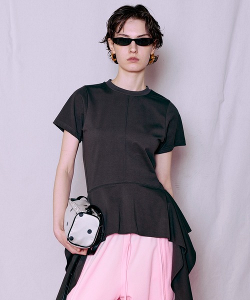 MAISON SPECIAL（メゾンスペシャル）の「Ruffle Hem T-Shirt/ラッフルヘムTシャツ（Tシャツ/カットソー・レディース・レッド/ホワイト/チャコールグレー・FREE）」の14枚目の写真