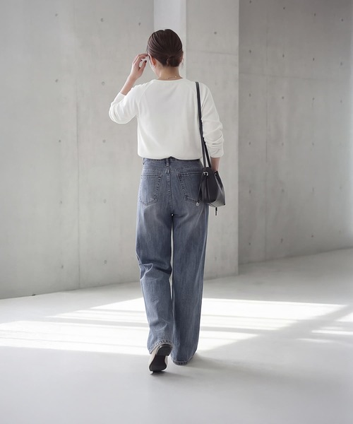 STYLE DELI（スタイルデリ）の「LUXEなラグラン長袖Tシャツ（Tシャツ/カットソー・レディース・ブラック/ライトグレー/ホワイト・FREE）」の7枚目の写真