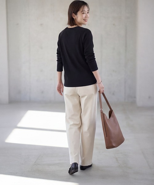 STYLE DELI（スタイルデリ）の「LUXEなラグラン長袖Tシャツ（Tシャツ/カットソー・レディース・ブラック/ライトグレー/ホワイト・FREE）」の11枚目の写真