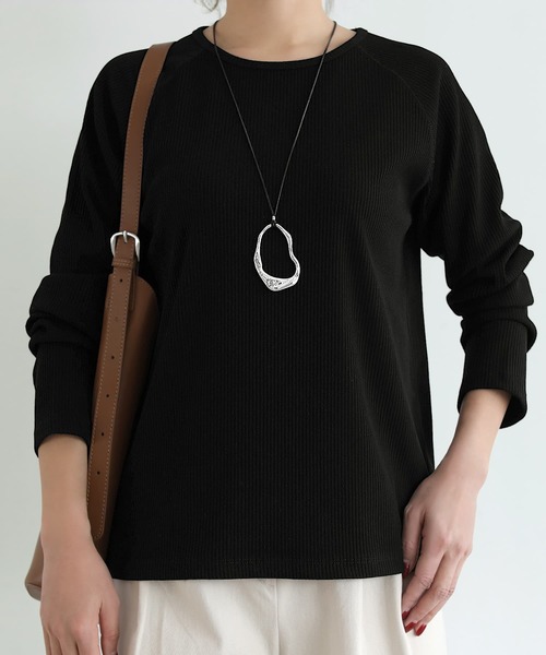 STYLE DELI（スタイルデリ）の「LUXEなラグラン長袖Tシャツ（Tシャツ/カットソー・レディース・ブラック/ライトグレー/ホワイト・FREE）」の14枚目の写真