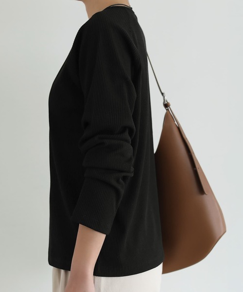 STYLE DELI（スタイルデリ）の「LUXEなラグラン長袖Tシャツ（Tシャツ/カットソー・レディース・ブラック/ライトグレー/ホワイト・FREE）」の15枚目の写真