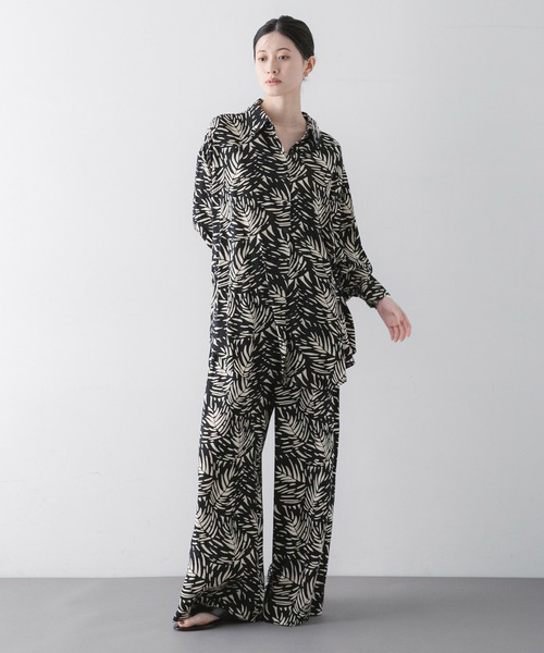 URBAN RESEARCH(アーバンリサーチ)の「『一部別注カラー』LUSANA CICI PANTS(その他パンツ・レディース・ブラック系その他/グリーン系その他/ブルー系その他・SMALL/MEDIUM)」の21枚目の写真