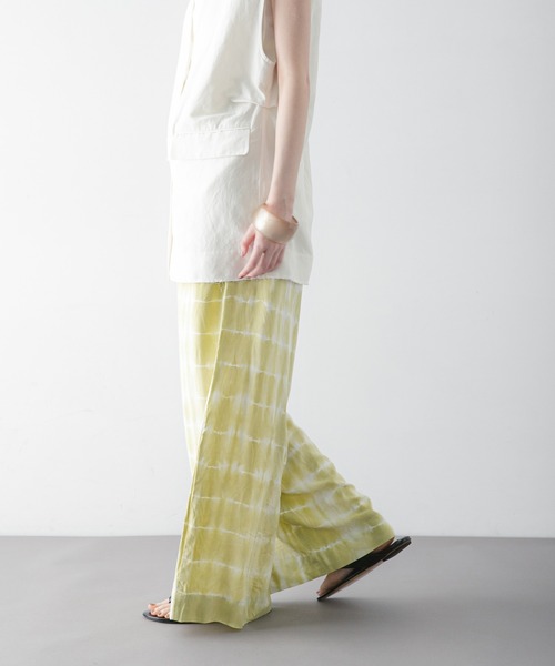 URBAN RESEARCH(アーバンリサーチ)の「『一部別注カラー』LUSANA CICI PANTS(その他パンツ・レディース・ブラック系その他/グリーン系その他/ブルー系その他・SMALL/MEDIUM)」の14枚目の写真