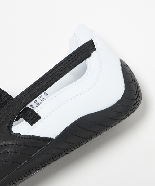 PUMA(プーマ)の「<PUMA>スピードキャット バレエ スニーカー(スニーカー・レディース・ホワイト/ブラック・24.5cm/22.5cm/23cm/24cm/23.5cm/25cm)」の14枚目の写真