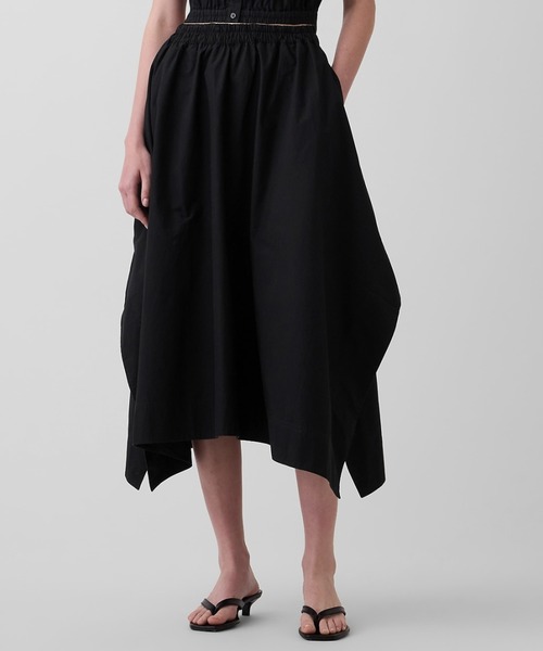 GAP(ギャップ)の「ポプリン ハンカチーフ ミディスカート(スカート・レディース・ホワイト/ブラック・M/S/XS/XXS/L)」の2枚目の写真