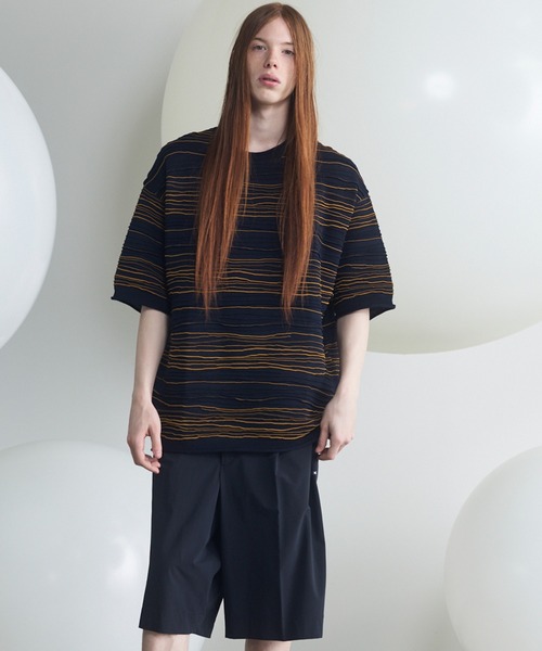 MAISON SPECIAL（メゾンスペシャル）の「《UNISEX》Drawing Pintuck Border Prime-Over Short Sleeve Knit T-shirt/ドローイングピンタックボーダープライムオーバーショートスリーブニットTシャツ【MAISON SPECIAL/メゾンスペシャル】（Tシャツ/カットソー・メンズ・ネイビー/ブラック/バーガンディー・2/1/0）」の11枚目の写真