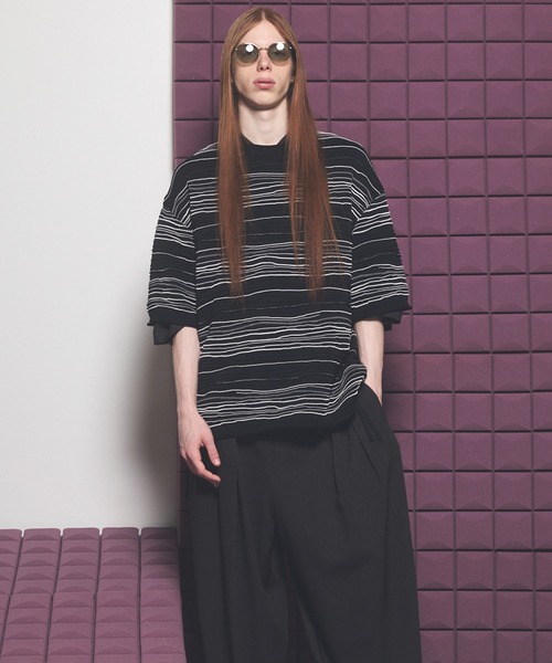 MAISON SPECIAL（メゾンスペシャル）の「《UNISEX》Drawing Pintuck Border Prime-Over Short Sleeve Knit T-shirt/ドローイングピンタックボーダープライムオーバーショートスリーブニットTシャツ【MAISON SPECIAL/メゾンスペシャル】（Tシャツ/カットソー・メンズ・ネイビー/ブラック/バーガンディー・2/1/0）」の17枚目の写真