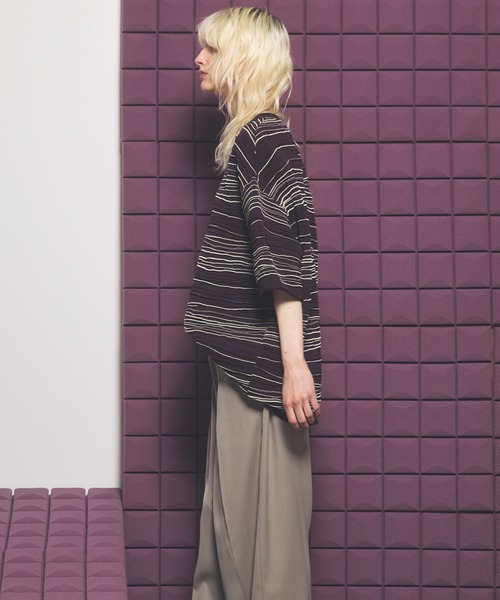 MAISON SPECIAL（メゾンスペシャル）の「《UNISEX》Drawing Pintuck Border Prime-Over Short Sleeve Knit T-shirt/ドローイングピンタックボーダープライムオーバーショートスリーブニットTシャツ【MAISON SPECIAL/メゾンスペシャル】（Tシャツ/カットソー・メンズ・ネイビー/ブラック/バーガンディー・2/1/0）」の15枚目の写真