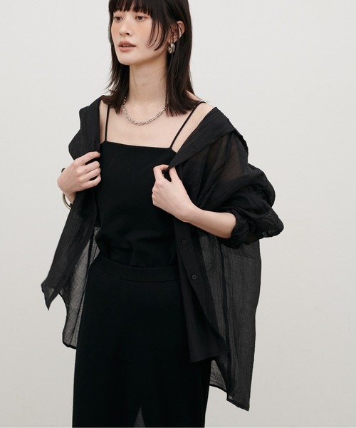 LARUTA（ラルータ）の「【LARUTA】シアーワッシャーフーディーシャツ（シャツ/ブラウス・レディース・ブラック/ブルー/オフホワイト・FREE）」の2枚目の写真