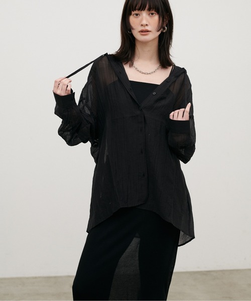 LARUTA（ラルータ）の「【LARUTA】シアーワッシャーフーディーシャツ（シャツ/ブラウス・レディース・ブラック/ブルー/オフホワイト・FREE）」の14枚目の写真