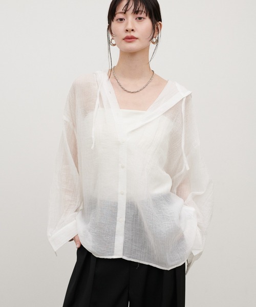 LARUTA（ラルータ）の「【LARUTA】シアーワッシャーフーディーシャツ（シャツ/ブラウス・レディース・ブラック/ブルー/オフホワイト・FREE）」の5枚目の写真