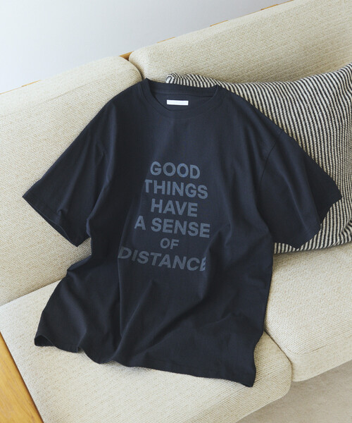 Firsthand(ファーストハンド)の「MA Firsthand/マ ファーストハンド ビッグシルエット コンセプト ロゴプリント Tシャツ / CONCEPT LOGO PRINT TEE(Tシャツ/カットソー・レディース・オフホワイト/ブラック/ホワイト・FREE)」の3枚目の写真