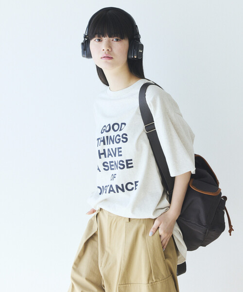 Firsthand(ファーストハンド)の「MA Firsthand/マ ファーストハンド ビッグシルエット コンセプト ロゴプリント Tシャツ / CONCEPT LOGO PRINT TEE(Tシャツ/カットソー・レディース・オフホワイト/ブラック/ホワイト・FREE)」の6枚目の写真