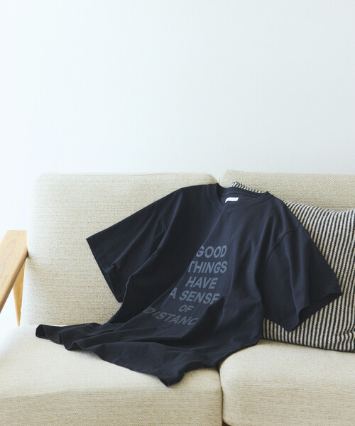 Firsthand(ファーストハンド)の「MA Firsthand/マ ファーストハンド ビッグシルエット コンセプト ロゴプリント Tシャツ / CONCEPT LOGO PRINT TEE(Tシャツ/カットソー・レディース・オフホワイト/ブラック/ホワイト・FREE)」の19枚目の写真