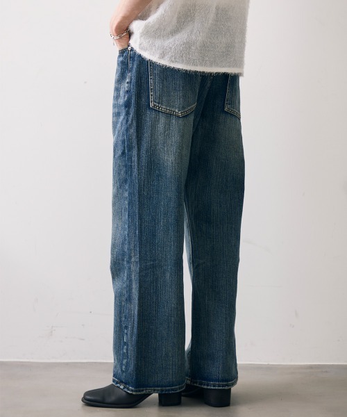 Shoowtime(ショウタイム)の「Classic flare jeans / クラシックフレアジーンズ(デニムパンツ・メンズ・ライトブルー/ブラック・MEDIUM/X-LARGE/LARGE)」の6枚目の写真