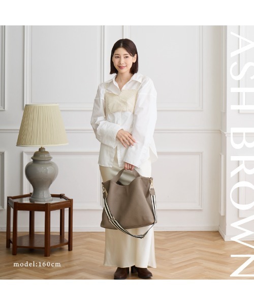 LASIEM(ラシエム)の「トートバッグ レディース A4 本革 ショルダーバッグ 大きめ 通勤バッグ 通勤 ななめ掛け 仕事 ビジネスバッグ 大容量 肩掛け 牛革 オフィス かわいい おしゃれ シンプル ペットボトルが入る トレンド 仕事バッグ 人気(トートバッグ・レディース・ブラック/ブラウン系その他・FREE)」の5枚目の写真