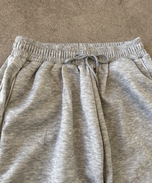 Teem Store(チームストア)の「ルーズバルーン ワイドスウェットパンツ(スウェットパンツ・レディース・ブラック/ライトグレー・M/S)」の16枚目の写真