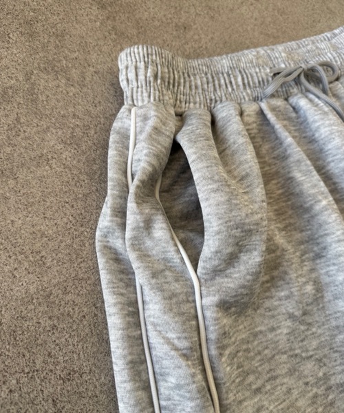 Teem Store(チームストア)の「ルーズバルーン ワイドスウェットパンツ(スウェットパンツ・レディース・ブラック/ライトグレー・M/S)」の17枚目の写真
