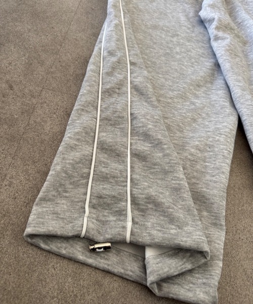 Teem Store(チームストア)の「ルーズバルーン ワイドスウェットパンツ(スウェットパンツ・レディース・ブラック/ライトグレー・M/S)」の21枚目の写真