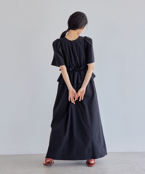 EMMEL REFINES(エメルリファインズ)の「<EMMEL REFINES>EM ウエストフリル パフスリーブ ワンピース(ワンピース・レディース・ブラック/ベージュ・S/M)」の19枚目の写真