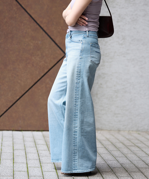 IENA（イエナ）の「YANUK/ヤヌーク 別注 LYDIA デニムパンツ（デニムパンツ・レディース・ブルー・22/23/24/25/26）」の13枚目の写真