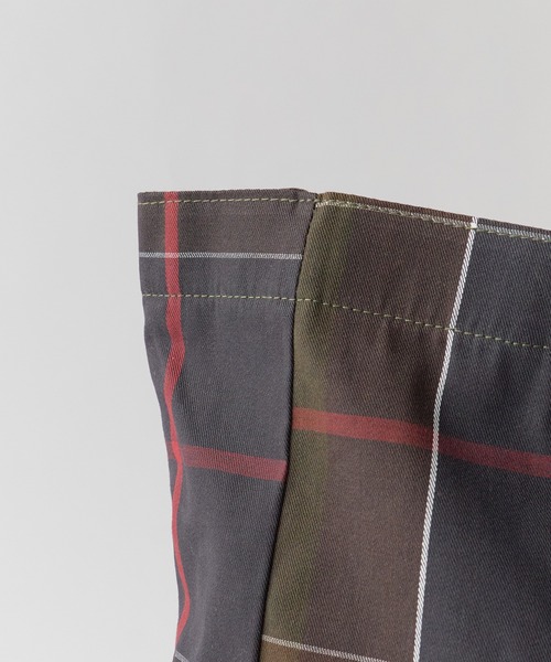 Barbour(バブアー)の「Barbour/バブアー Telfield tartan tote bag タータンロゴトートバック 秋 秋服 2026年秋冬(トートバッグ・メンズ・ベージュ/グリーン/オリーブ・ONE SIZE)」の15枚目の写真
