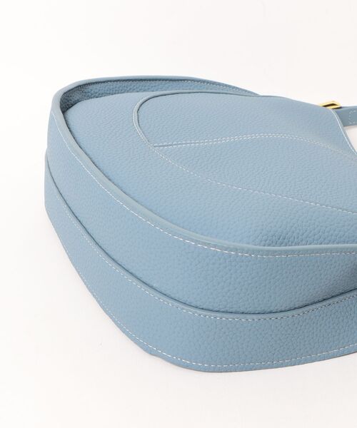 NiiNa(ニーナ)の「【NiiNa】【高品質牛革】2way ワンハンドルラウンドショルダーバッグ(インナーポーチ付き)(ショルダーバッグ・レディース・ホワイト/ブルー・FREE)」の9枚目の写真