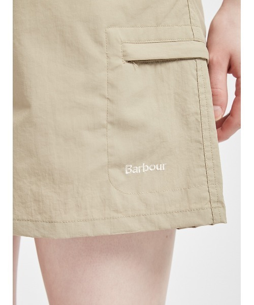 Barbour(バブアー)の「【TRANSPORT / トランスポート】ナイロン ショーツ Japan Exclusive(レディース)(その他パンツ・レディース・ベージュ/ブラウン/ブラック・SMALL/MEDIUM)」の11枚目の写真