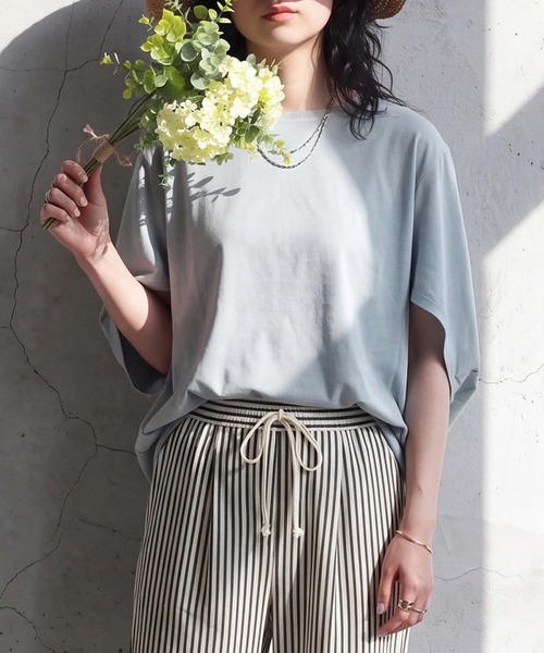 SELECT LEVERY（セレクトリベリー）の「接触冷感ドルマンイージーケアプルオーバー（Tシャツ/カットソー・レディース・ブルー/ベージュ/ブラック・MEDIUM/LARGE）」の3枚目の写真