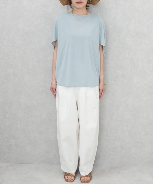 SELECT LEVERY（セレクトリベリー）の「接触冷感ドルマンイージーケアプルオーバー（Tシャツ/カットソー・レディース・ブルー/ベージュ/ブラック・MEDIUM/LARGE）」の11枚目の写真