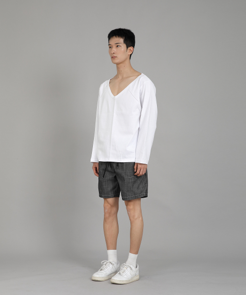 SAINTCREW(セントクルー)の「無地BIG Vネック長袖TシャツBIGV-879ホワイト(Tシャツ/カットソー・メンズ・その他・LARGE/X-LARGE/XX-LARGE/XXX-LARGE/XXXX-LARGE/MEDIUM)」の6枚目の写真