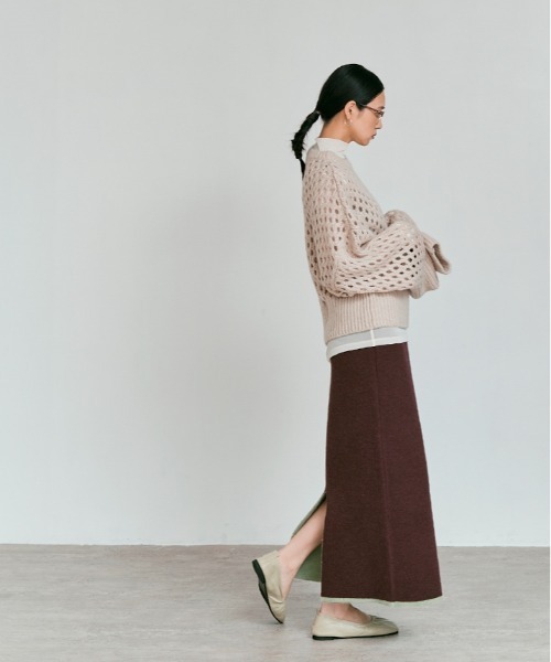 W:Huku(フーク)の「リバーシブル バイカラー ニット スカート / Reversible Bicolor Knit Skirt(スカート・レディース・ネイビー/ブラック/ブラウン・FREE)」の22枚目の写真