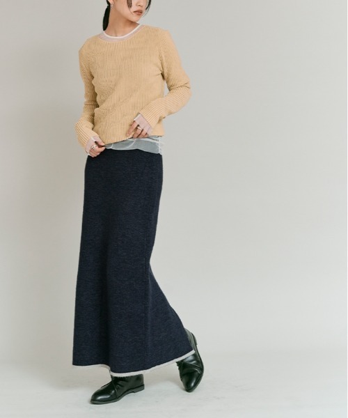 W:Huku(フーク)の「リバーシブル バイカラー ニット スカート / Reversible Bicolor Knit Skirt(スカート・レディース・ネイビー/ブラック/ブラウン・FREE)」の6枚目の写真