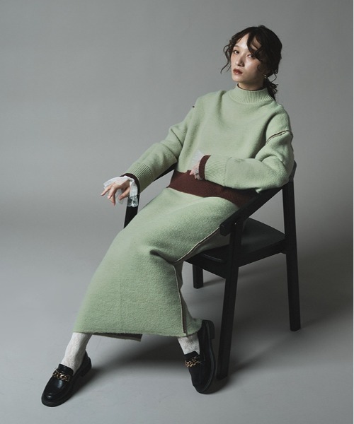 W:Huku(フーク)の「リバーシブル バイカラー ニット スカート / Reversible Bicolor Knit Skirt(スカート・レディース・ネイビー/ブラック/ブラウン・FREE)」の9枚目の写真