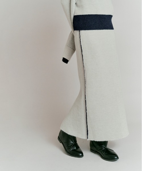 W:Huku(フーク)の「リバーシブル バイカラー ニット スカート / Reversible Bicolor Knit Skirt(スカート・レディース・ネイビー/ブラック/ブラウン・FREE)」の15枚目の写真