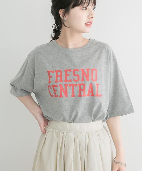 ITEMS URBANRESEARCH（アイテムズ アーバンリサーチ）の「ロゴビッグTシャツ（Tシャツ/カットソー・レディース・オフホワイト/グレー/ブラウン・FREE）」の3枚目の写真