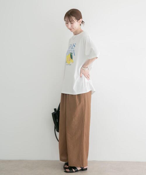 ITEMS URBANRESEARCH（アイテムズ アーバンリサーチ）の「ロゴビッグTシャツ（Tシャツ/カットソー・レディース・オフホワイト/グレー/ブラウン・FREE）」の4枚目の写真