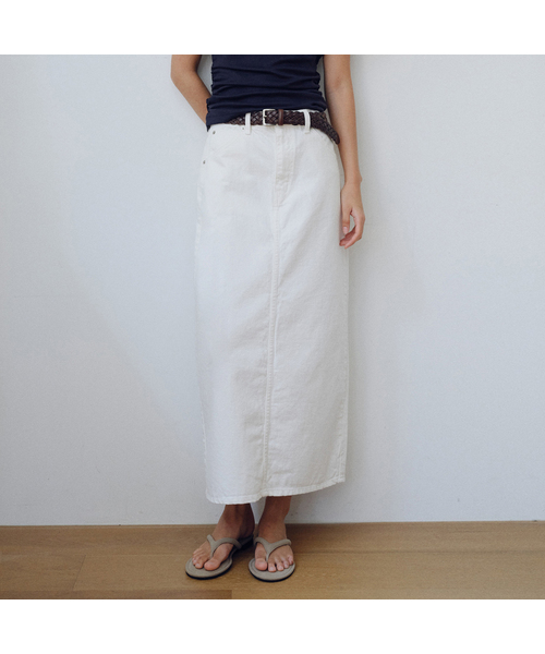 URAGO(ユラーゴ)の「Denim H-line long skirt(スカート・レディース・ホワイト/ネイビー・SMALL/MEDIUM/LARGE)」の1枚目の写真
