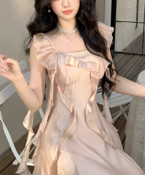 LUCPY（ラクピー）の「シアーフリルオフショルダーロングワンピース（ワンピース・レディース・ピンク/アイボリー・SMALL/LARGE/MEDIUM/X-LARGE）」の3枚目の写真
