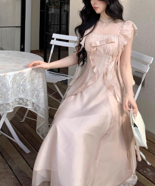 LUCPY（ラクピー）の「シアーフリルオフショルダーロングワンピース（ワンピース・レディース・ピンク/アイボリー・SMALL/LARGE/MEDIUM/X-LARGE）」の4枚目の写真