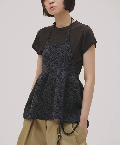 TODAYFUL(トゥデイフル)の「Halterneck Peplum Knit 12610534(ニット/セーター・レディース・インディゴブルー/ブラウン・FREE)」の2枚目の写真
