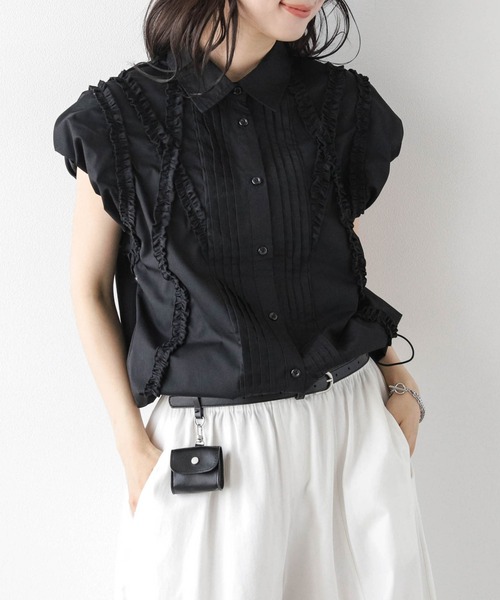 AMELY（エミリー）の「フリルピンタック裾ドロストブラウス（シャツ/ブラウス・レディース・ブルー/ブラック/ホワイト・フリー）」の3枚目の写真